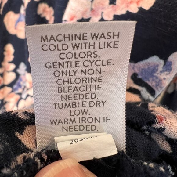 J Jill Blouse Size Large Navy Floral Print 3/4 Sleeve Ruffle Cottagecore Ditsy - Picture 9 of 14